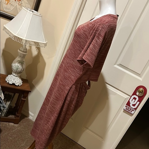 Jessica Simpson Bryna Short Sleeve Dress. NWT. 2X - Picture 5 of 10